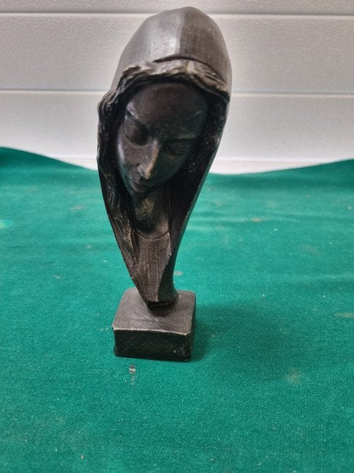 Beeld vrouw hoofd made in holland 20.025, Verzamelen, Beelden en Beeldjes, Ophalen of Verzenden