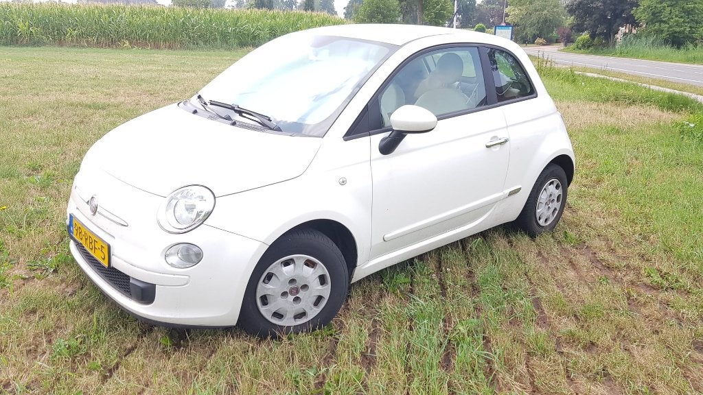 Fiat 500 1.2 benzine, 1242 cc, 4 cilinders, 840 kg, Wit