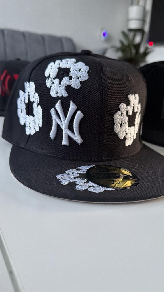 New Era NY Yankees Pet - Zwart met Witte Bloemen, Ophalen of Verzenden, Nieuw, One size fits all, Pet