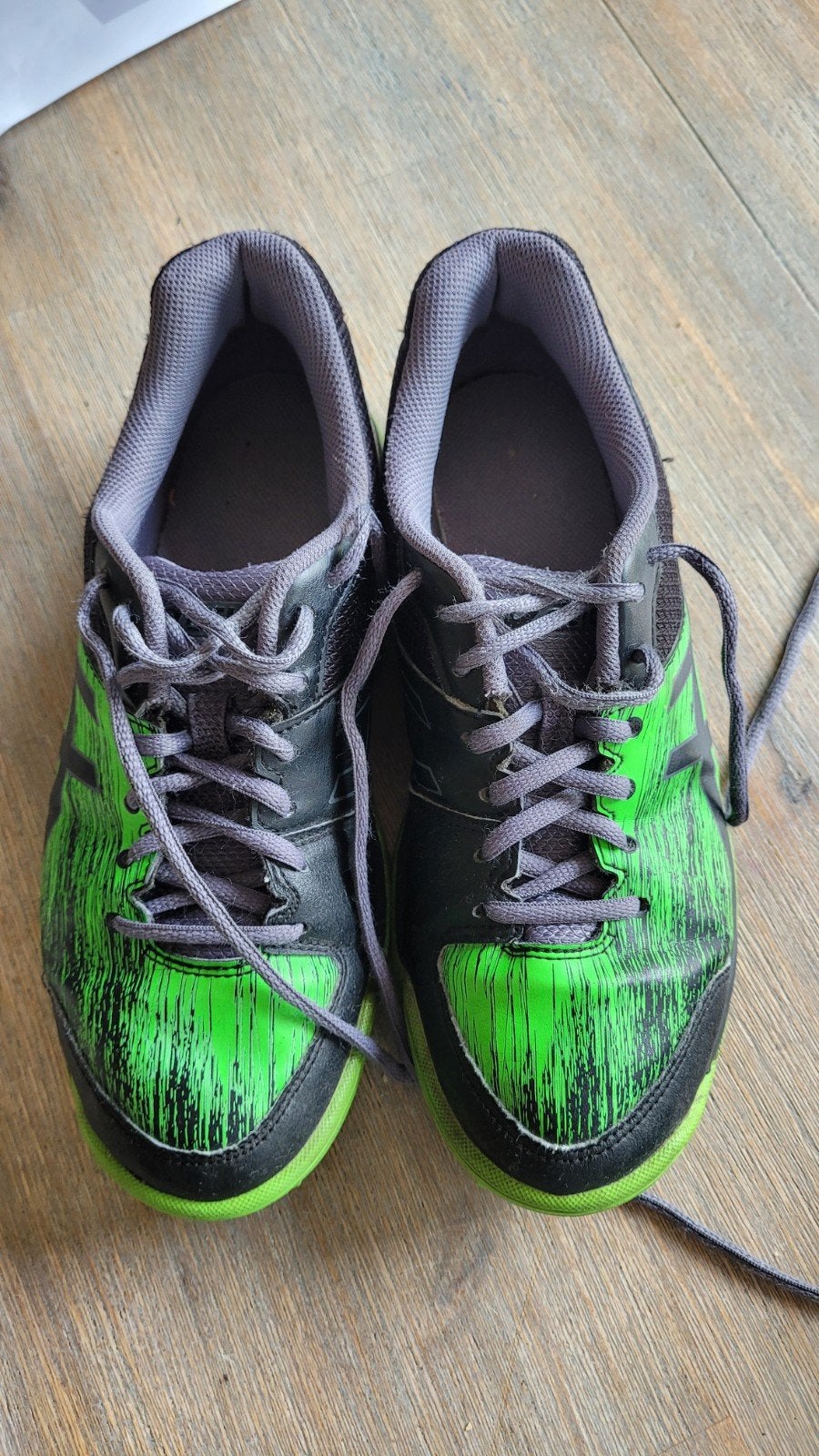 ASICS veld outdoor schoen - Zwart/Groen (Maat 37.5), Sport en Fitness, Overige Sport en Fitness, Ophalen of Verzenden