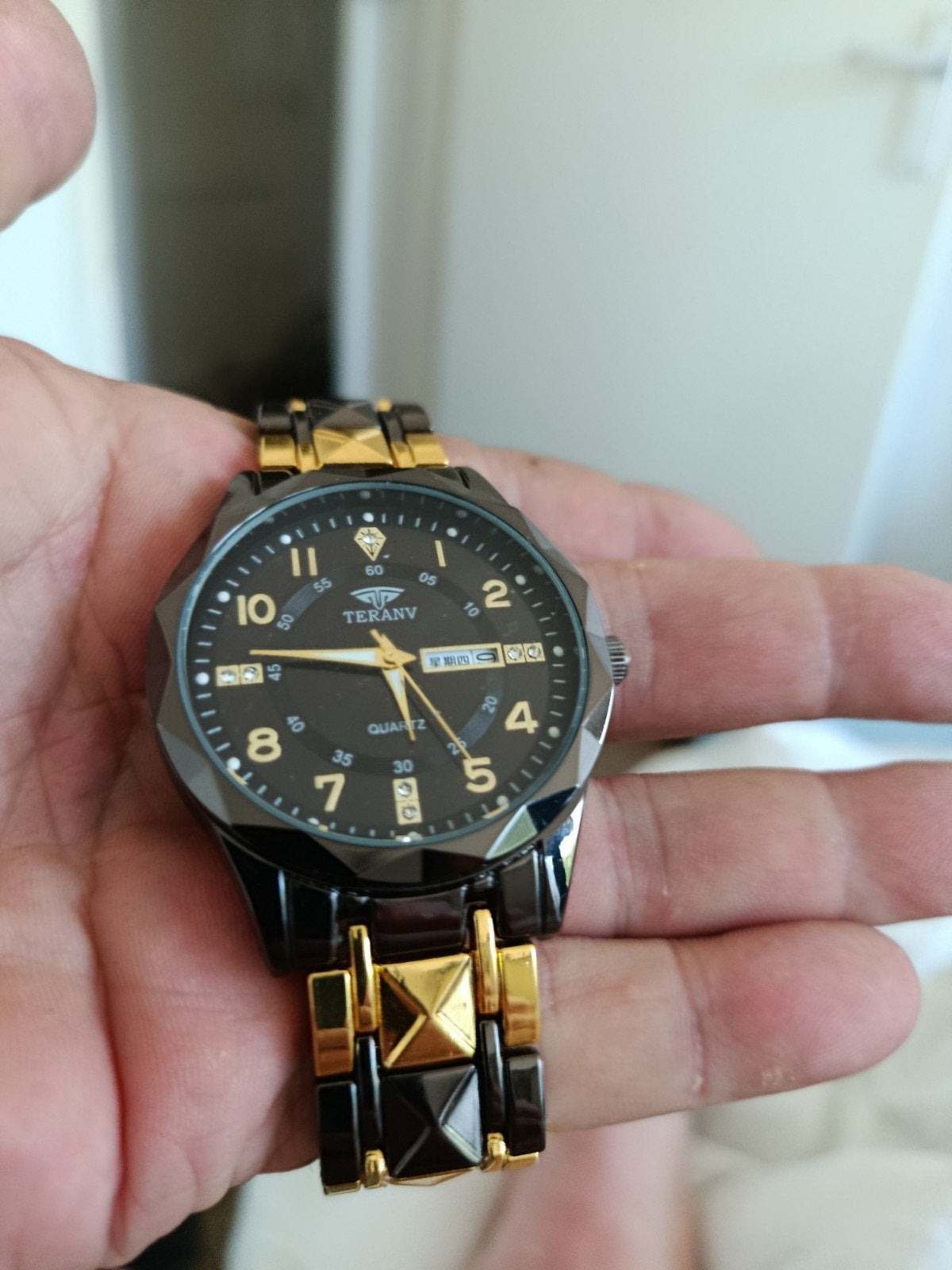 Stijlvol horloge met strass - Zwart en goud, Overige merken, Overige materialen, Gebruikt, Polshorloge