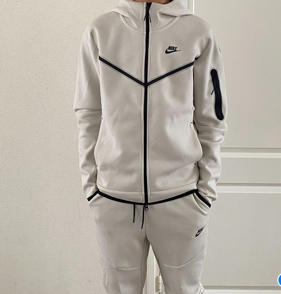 Nike teke, Ophalen of Verzenden, Zo goed als nieuw