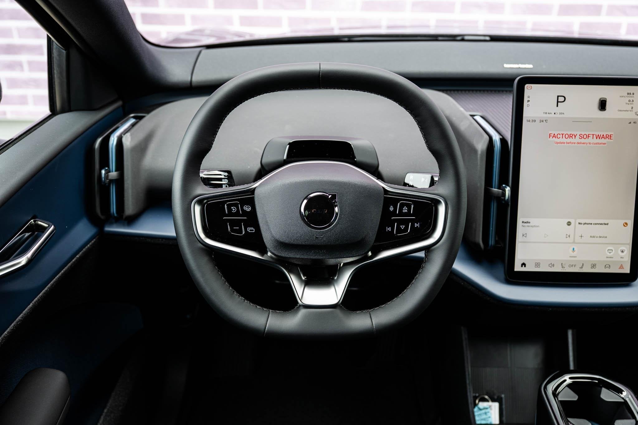 Volvo EX30 P3 Plus Europa | Elektrisch Verstelbare Voorstoel, Auto's, Volvo, Automaat, Achterwielaandrijving, Leder en Stof, Zwart