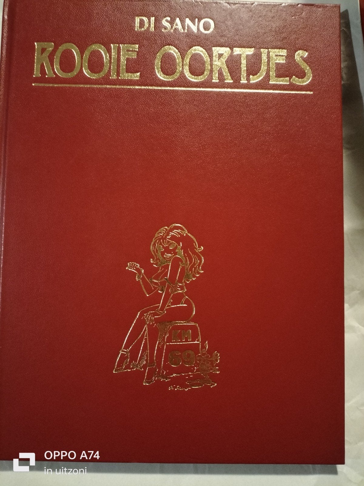 Rooie Oortjes - Di Sano - Hardcover - Zo goed als nieuw, Eén stripboek, Ophalen of Verzenden, Zo goed als nieuw, Di Sano