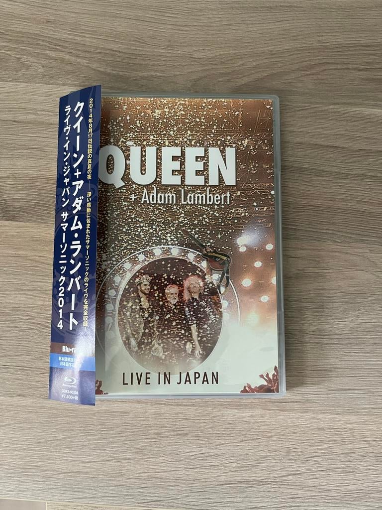 Queen + Adam Lambert live in Japan 2014 Blu-ray, Cd's en Dvd's, Ophalen of Verzenden, Gebruikt, Muziek en Concerten
