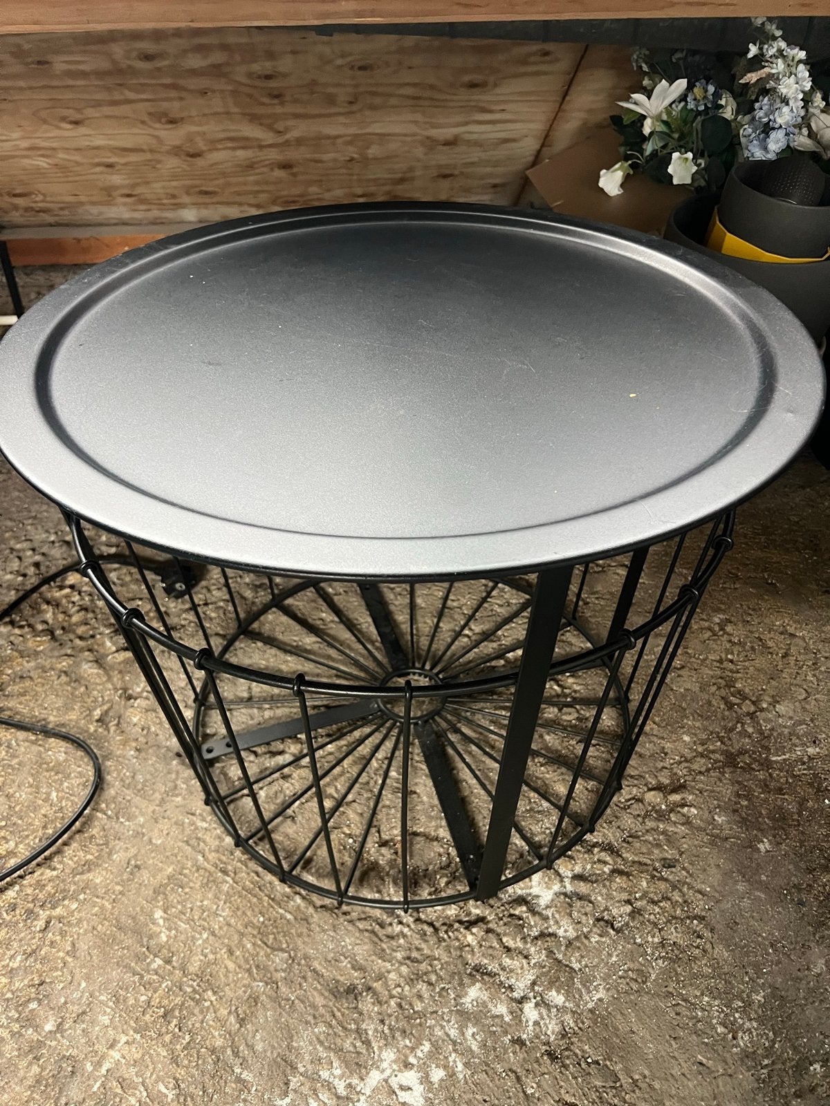 IKEA Gualöv Salontafel/Bijzettafel - Zwart Metaal, Ophalen, Minder dan 45 cm, Minder dan 55 cm, Metaal of Aluminium
