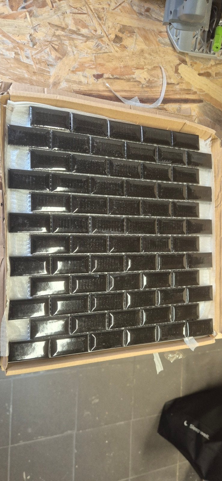 zwarte mini mozaik tegels 30 x 30 cm, Nieuw, Ophalen of Verzenden, 20 tot 40 cm, Minder dan 5 m²