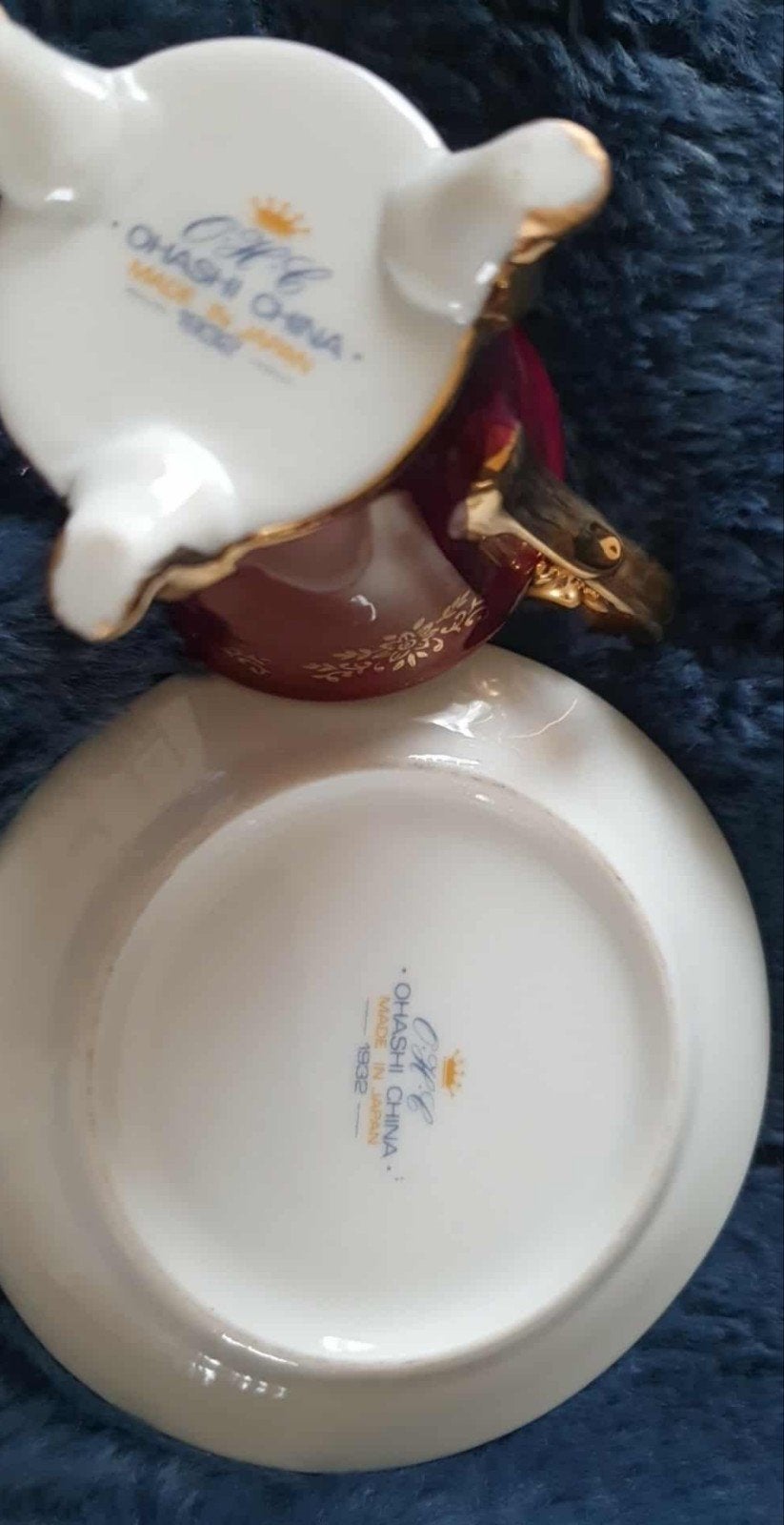 Prachtige Goud Gedecoreerde kop en schotels. Barok motieven., Ophalen of Verzenden
