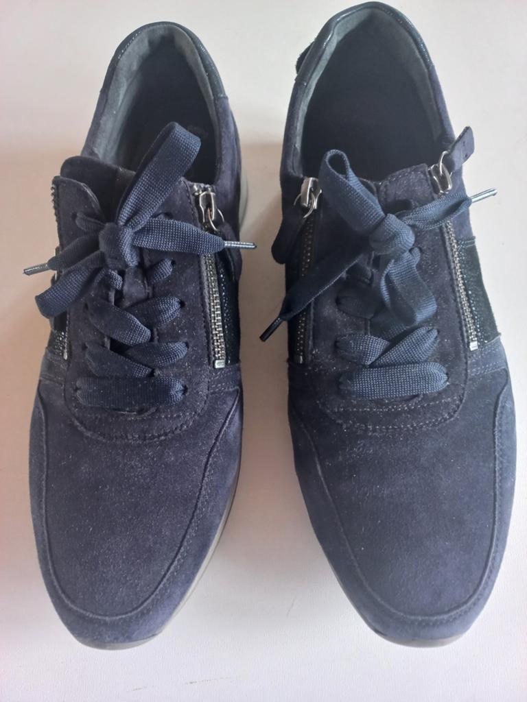 Gabor maat 42 blauw, Kleding | Dames, Schoenen, Ophalen of Verzenden, Zo goed als nieuw, Blauw, Sneakers of Gympen