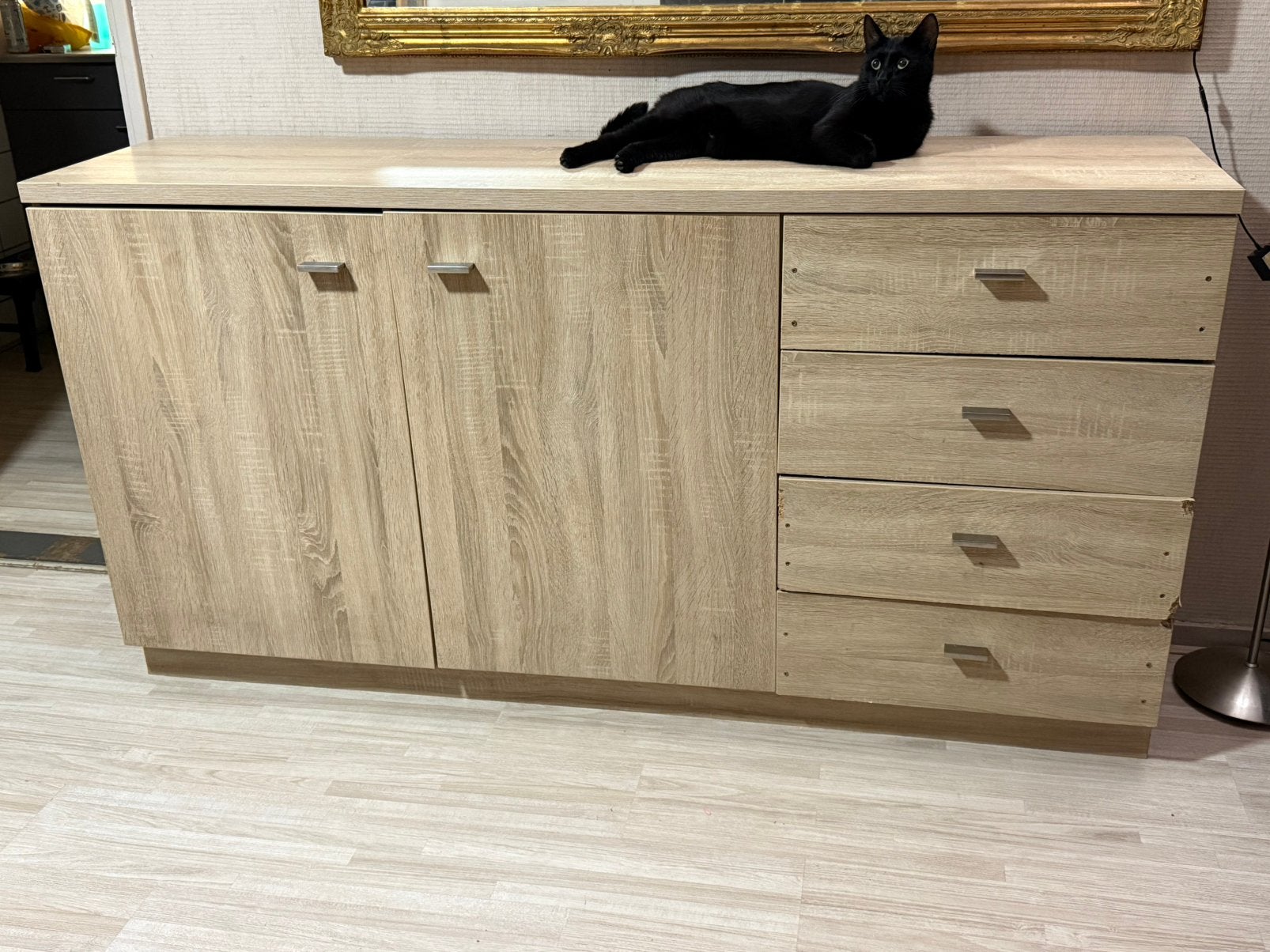 ZSM WEG: GRATIS dressoir, Huis en Inrichting, Ophalen, Gebruikt, 25 tot 50 cm