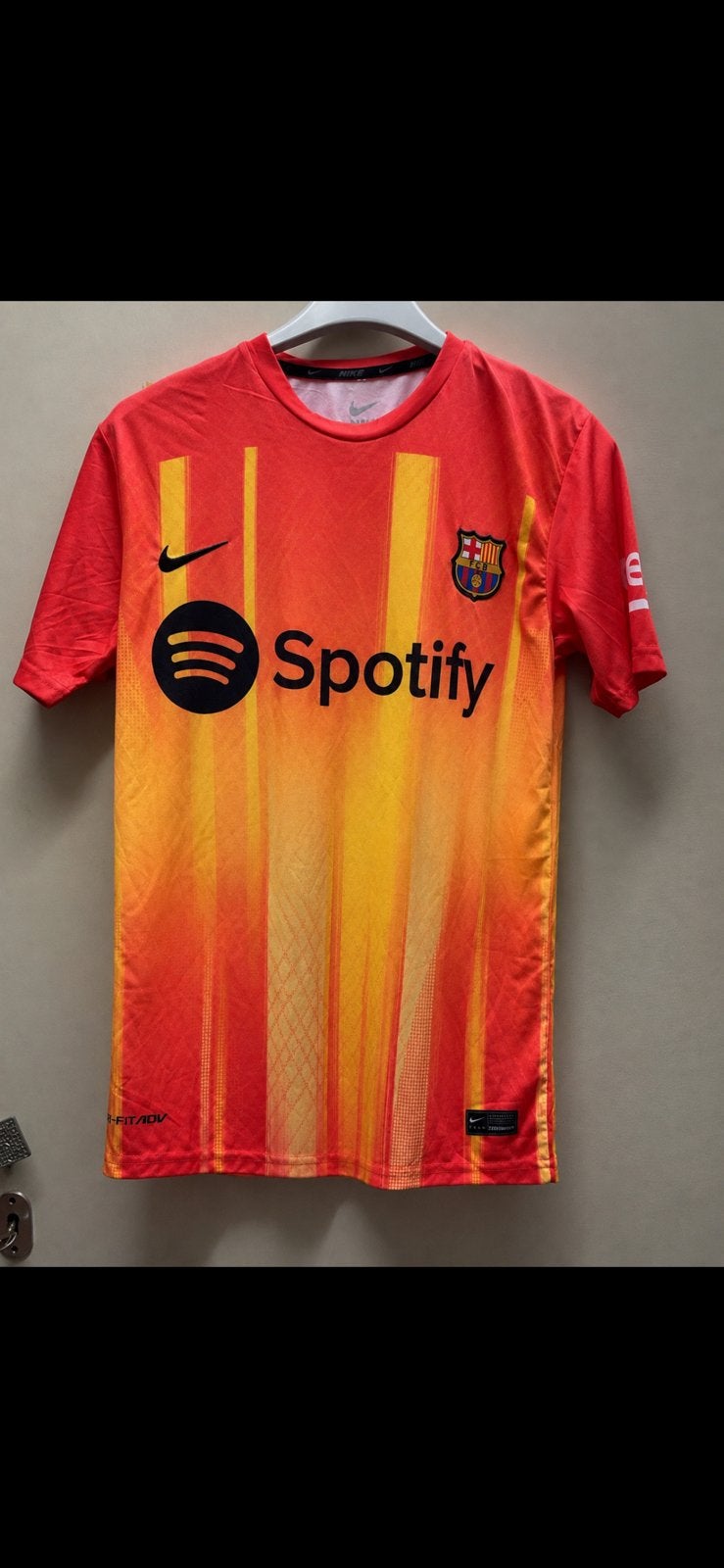 Fc Barcelona shirt lamine yamal 19, Maat M, Ophalen of Verzenden, Zo goed als nieuw, Shirt