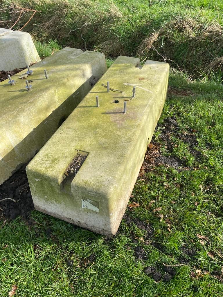 Betonnen poer, Tuin en Terras, Ophalen of Verzenden, Zo goed als nieuw, Minder dan 180 cm, Palen