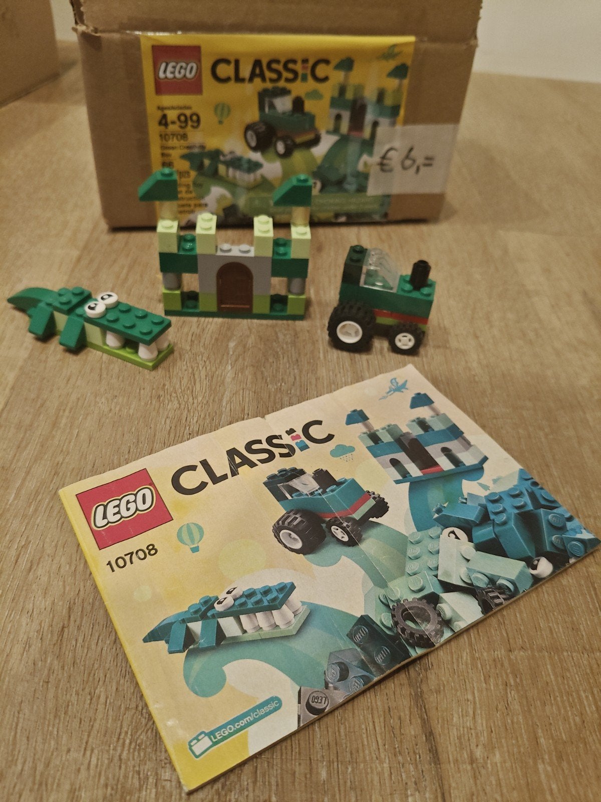Lego Classic set met kasteel, krokodil en auto, Lego, Ophalen of Verzenden, Zo goed als nieuw, Compleet