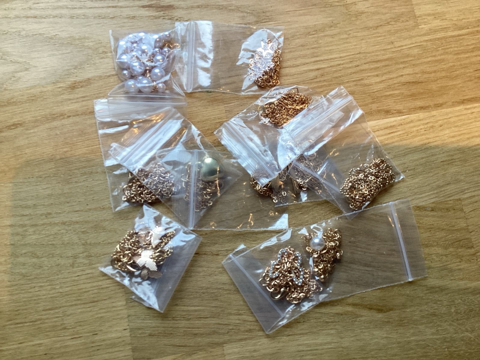 11 kettingen - Diverse stijlen, Sieraden, Tassen en Uiterlijk, Overige kleuren, Nieuw, Ophalen of Verzenden, Overige materialen