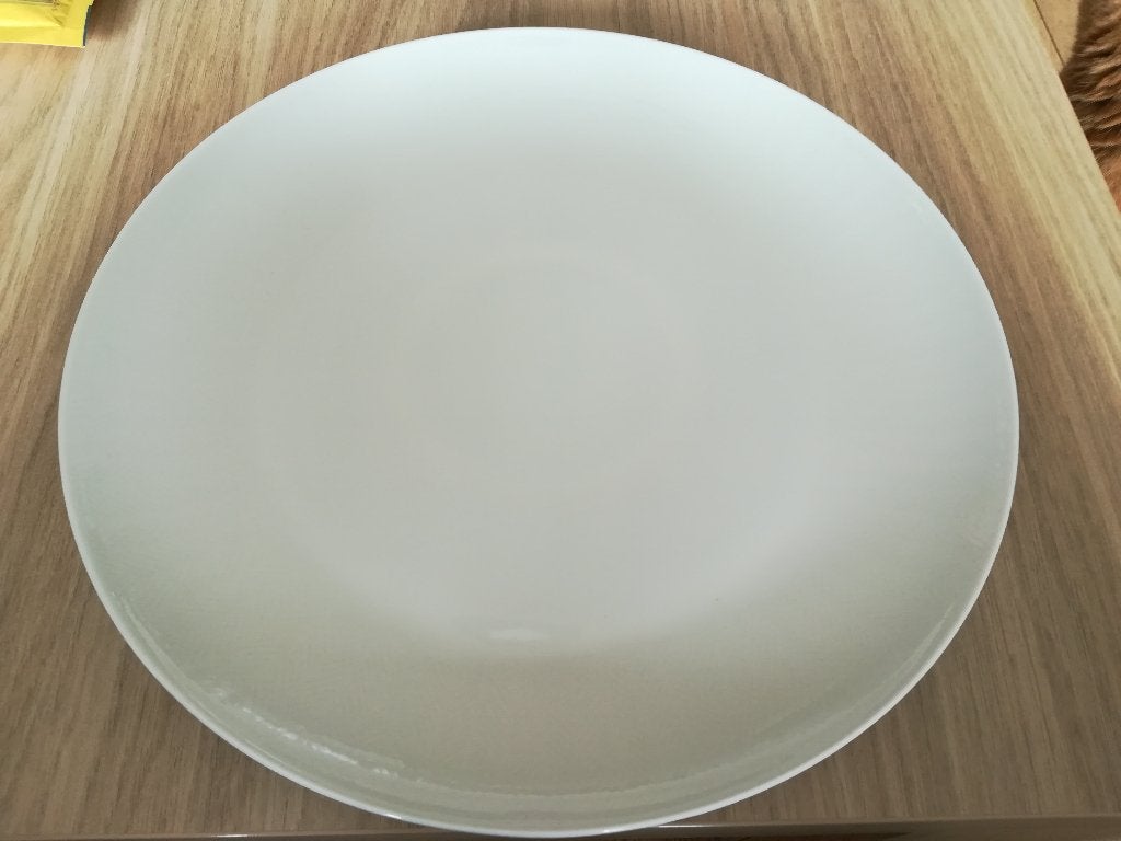 Gordon Ramsey Serveerschaal van porselein, 32 cm rond., Overige merken, Ophalen of Verzenden, Overige stijlen, Porselein