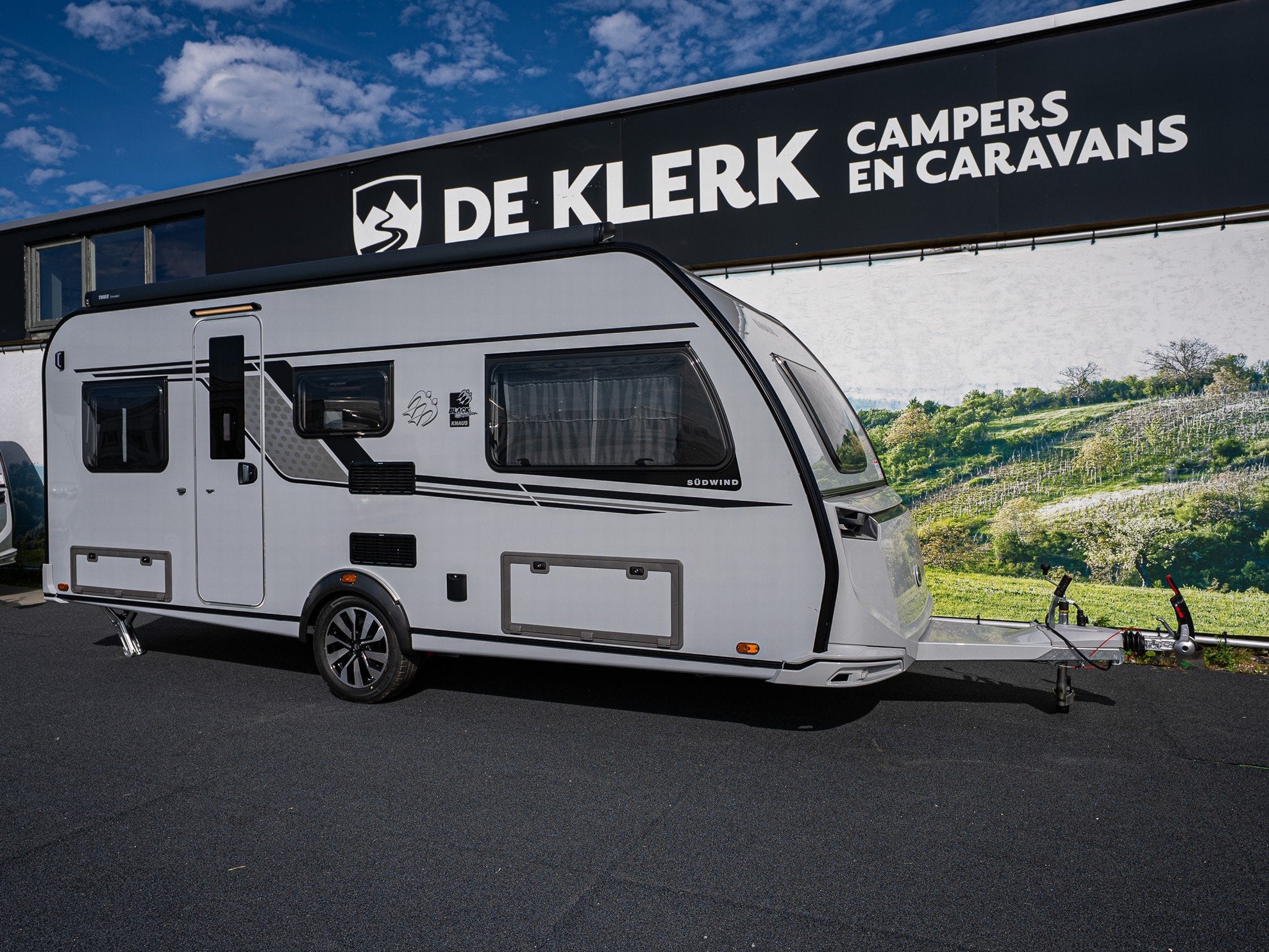 Knaus SUDWIND 500 EU Black Selection / 50% Deals (bj 2027), 7 tot 8 meter, Bedrijf, Info@deklerkcaravans.nl, Knaus