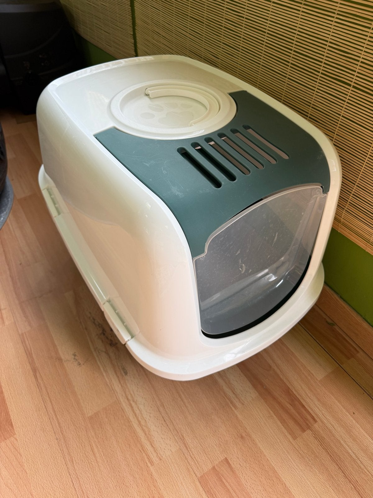 Grote kattenbak, Ophalen, Zo goed als nieuw, Gesloten