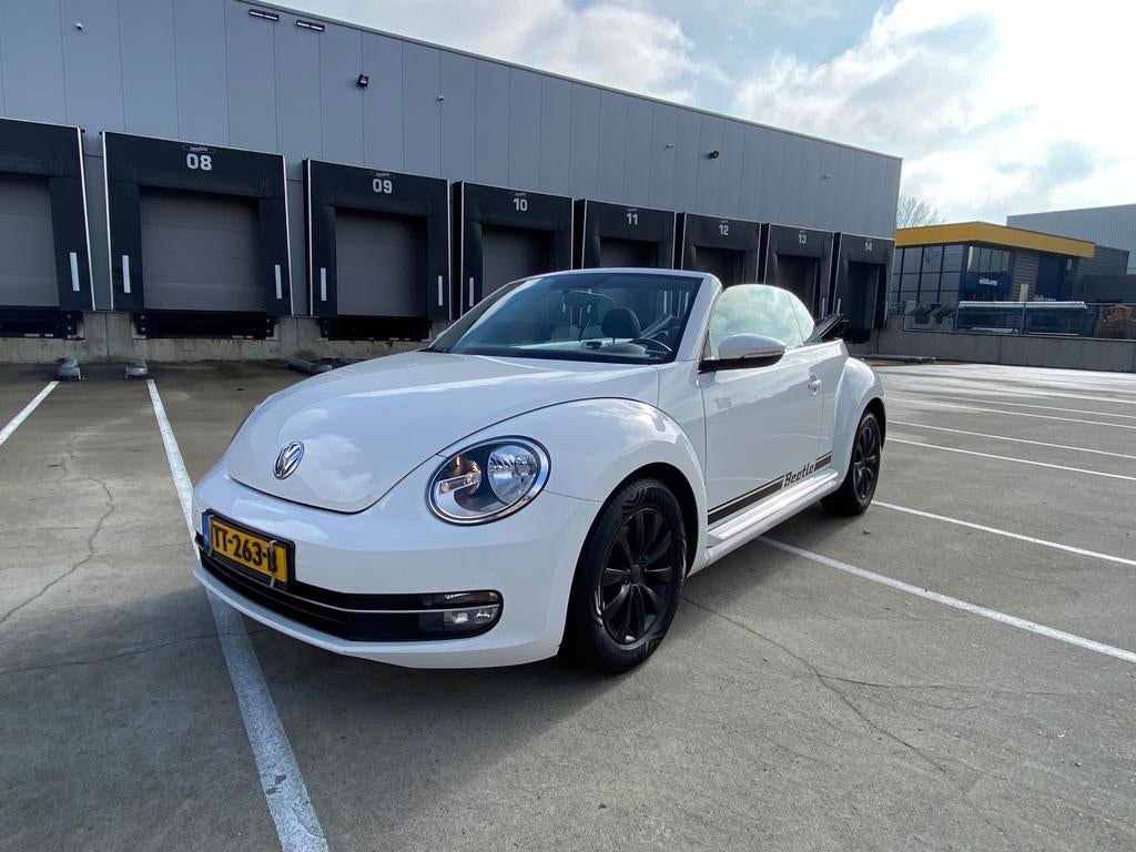 Volkswagen Beetle (Kever) 1.4 TSI 118KW Cabriolet 2013 Wit, Auto's, Volkswagen, Voorwielaandrijving, 4 cilinders, Cabriolet, Handgeschakeld
