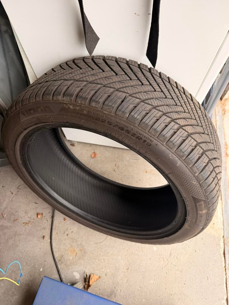 Autoband all season 225/45zr19, Ophalen, Gebruikt