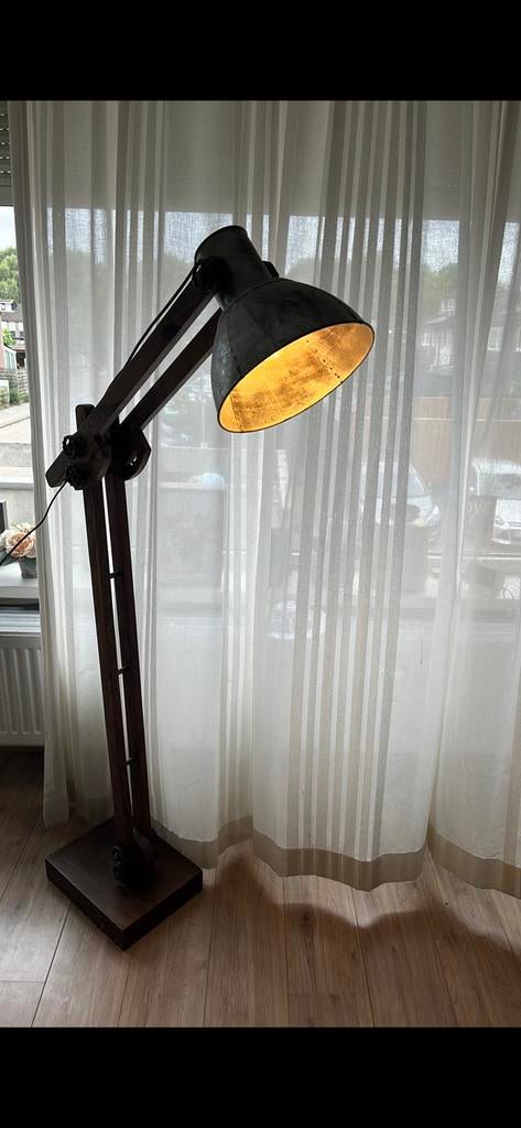 Nieuw! Industriële Vloerlamp Hout & Metaal - Verstelbaar, Huis en Inrichting, Lampen | Vloerlampen, Ophalen of Verzenden, Nieuw