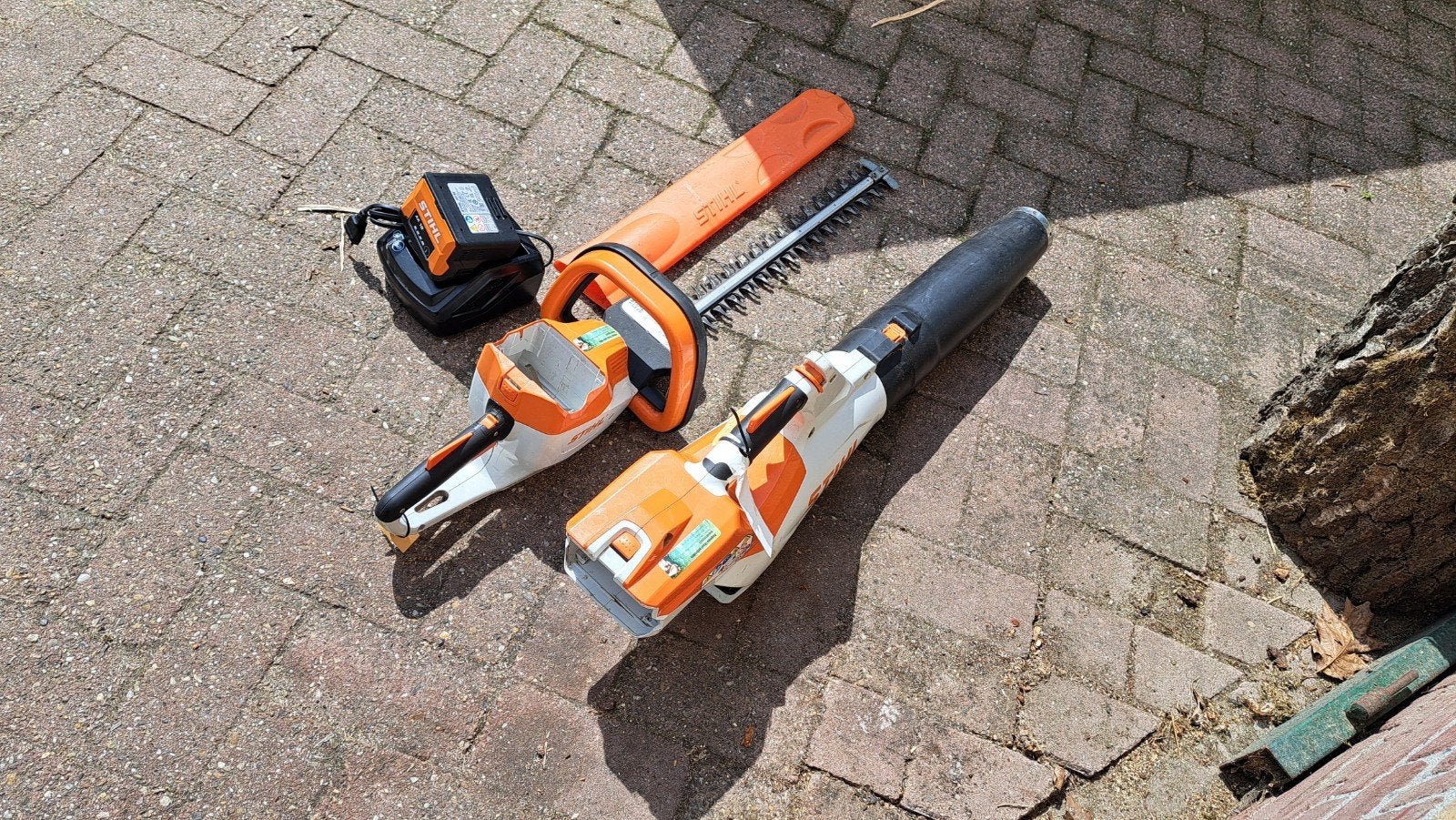 Stihl HSA 56 en BGA 60 heggenschaar en bladblazer set, Ophalen, Stihl, HSA 56 en BGA 60, ????