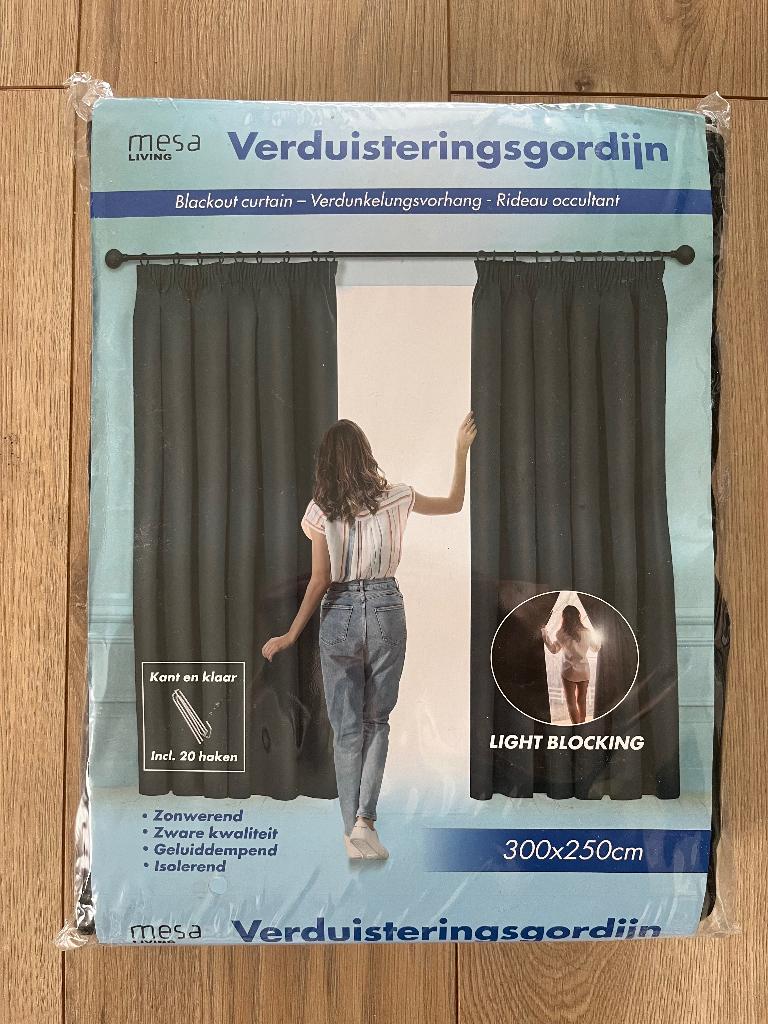 Mesa Living Verduisteringsgordijn Antraciet 300x250cm (3x), Huis en Inrichting, Stoffering | Gordijnen en Lamellen, Ophalen, Overige kleuren