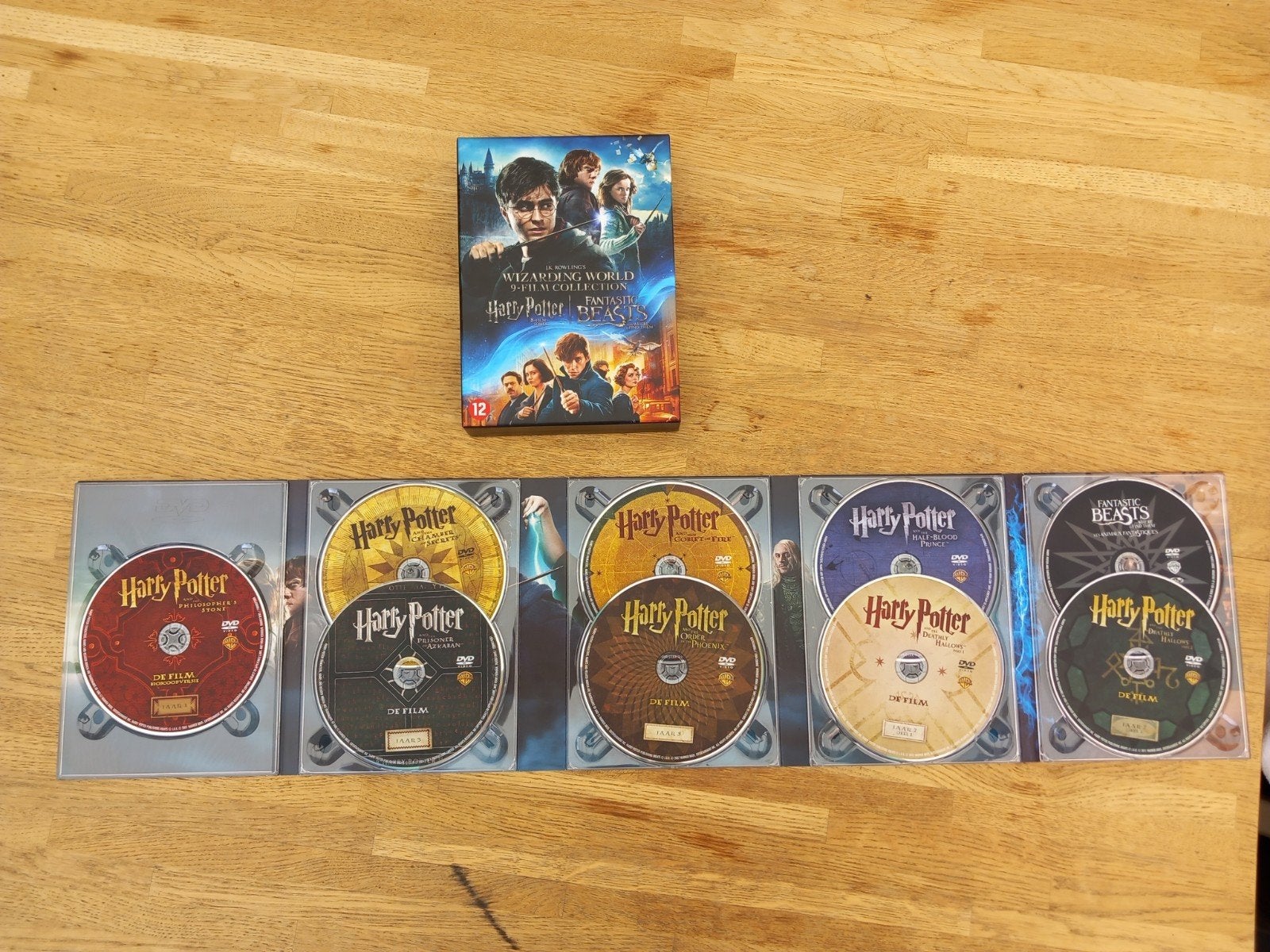 Alle Harry Potter films + 1e Fantastic Beasts Box set, Ophalen, Nederlands, Science Fiction en Fantasy, Zo goed als nieuw