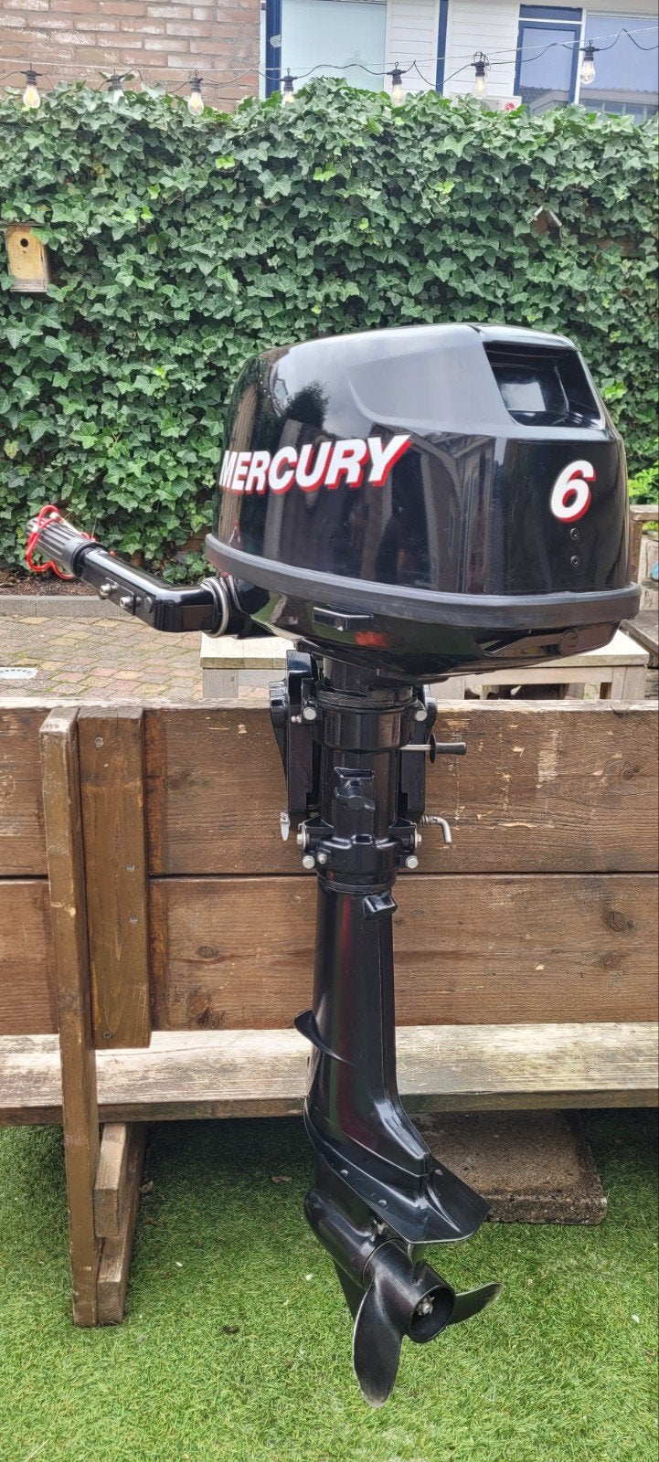 Mercury 6 pk 4-takt buitenboordmotor - Zeer goede staat, Watersport en Boten, Ophalen, 5 tot 10 pk, Zo goed als nieuw, Buitenboordmotor