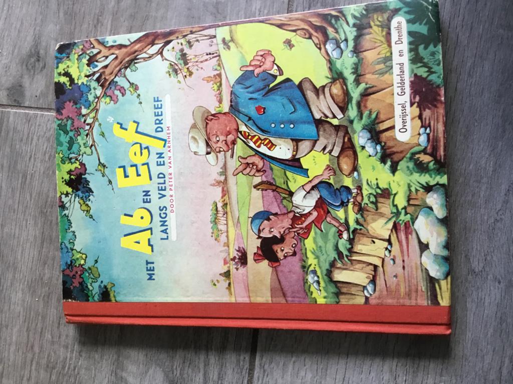 Met Ab en Eef Langs Veld en Dreef - Peter van Arnhem, Boeken, Ophalen of Verzenden, Gelezen, Fictie algemeen