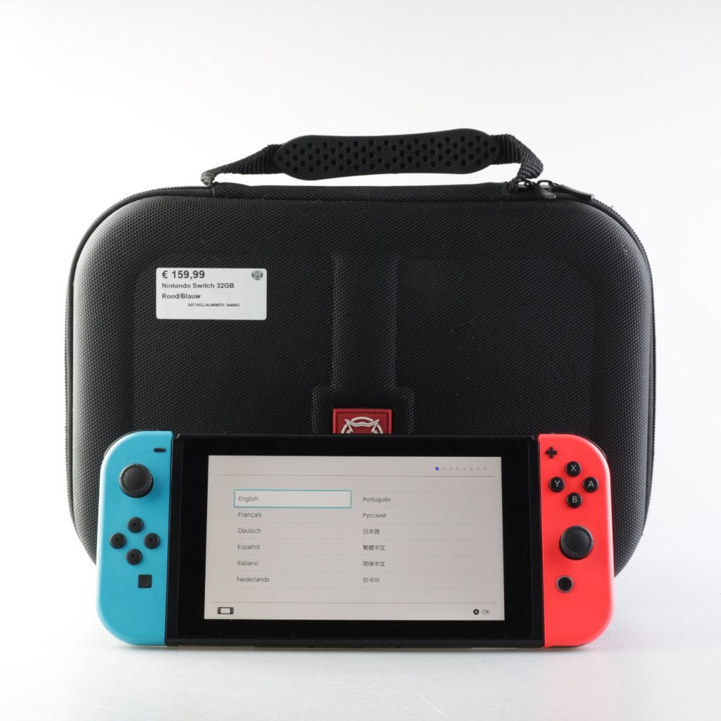 Nintendo Switch 32GB Rood/Blauw, Spelcomputers en Games, Nintendo, Zo goed als nieuw, Support@nintendo.com, 11-1 Hokotate-cho, Kamitoba, Minami-ku
Kyoto 601-8501
Japan