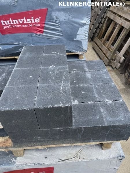 1.250 stuks pallisade blokken 15x15x60cm zwart nieuwe A-keus, Tuin en Terras, Tegels en Klinkers, TuinVisie, Vonderweg 9     7468DC  Enter