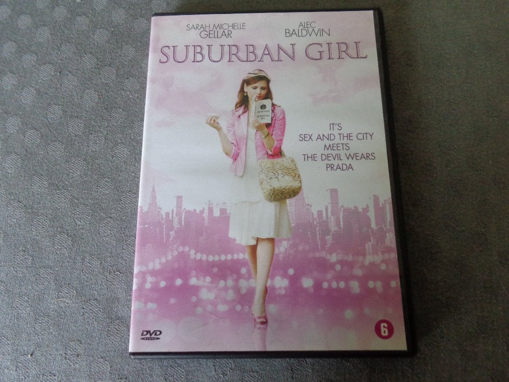 Suburban girl, Alle leeftijden, Ophalen of Verzenden, Zo goed als nieuw, Romantische komedie