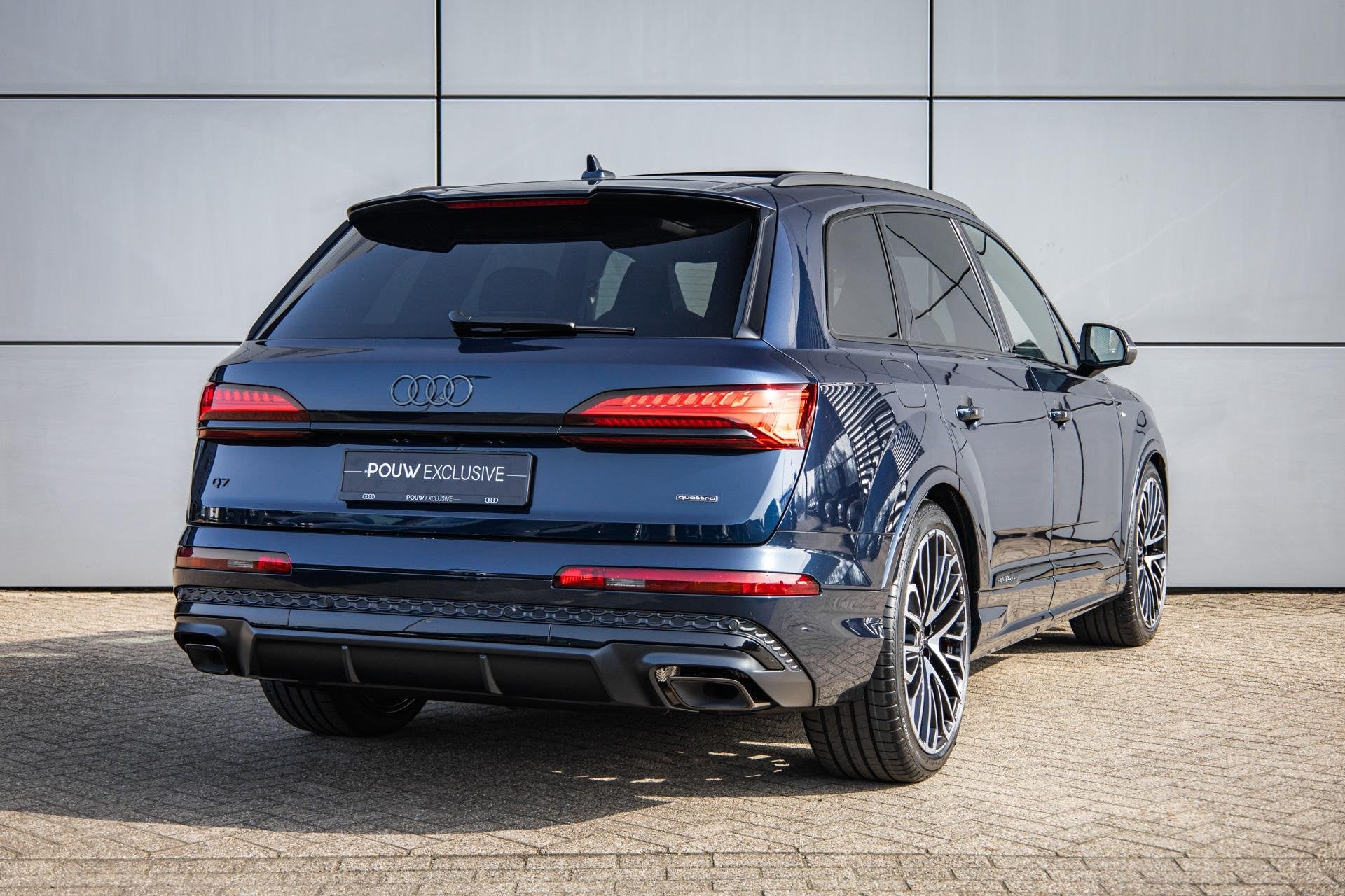 Audi Q7 55 TFSI e 394pk quattro S-line | Panoramadak | Trekh, Auto's, Automaat, 12 maanden, Blauw, 26 kWh