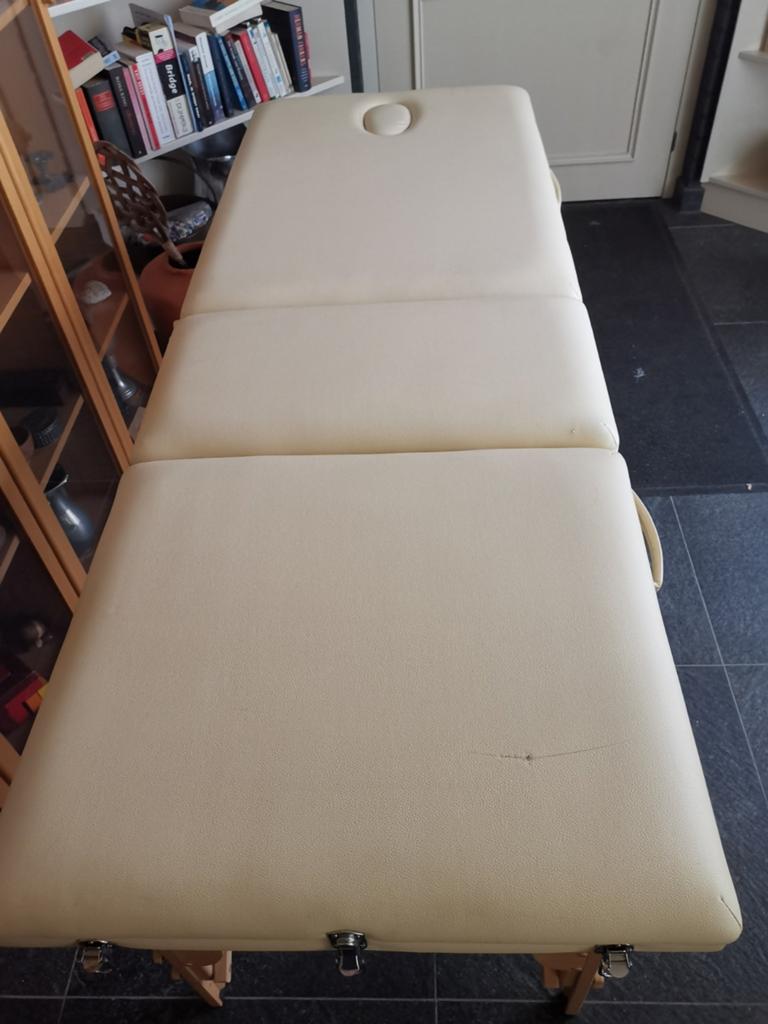 Marilly massagetafel met hoes en accessoires, Verzenden, Zo goed als nieuw, Massagetafel