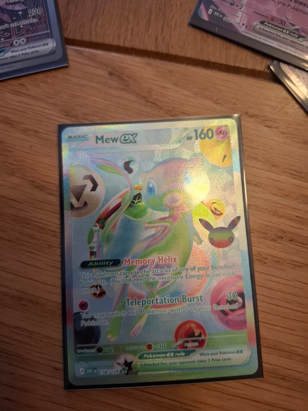 Mew ex 158/128 30th Anniversary Pokémon Kaart Gesleeved, Ophalen of Verzenden