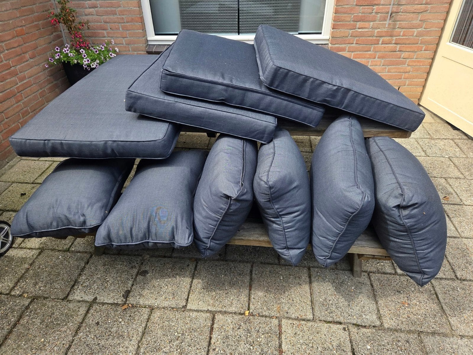 lounge kussens, Ophalen, Zo goed als nieuw