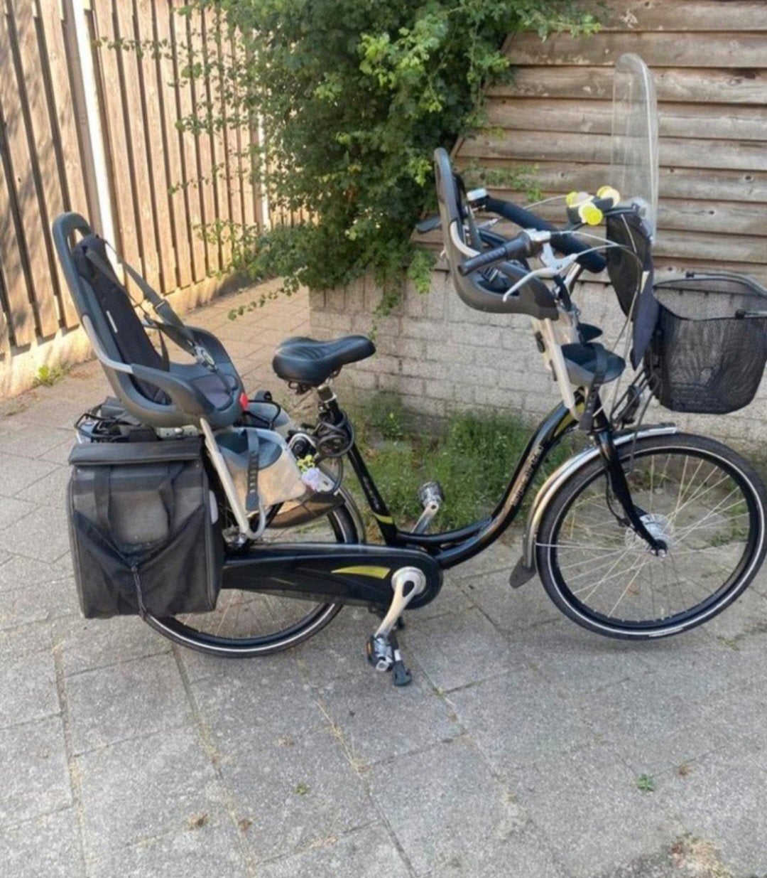 Damesfiets met 2 tassen, mandje en achter kinderzitje, Velgrem, Versnellingen, Ophalen, Overige merken