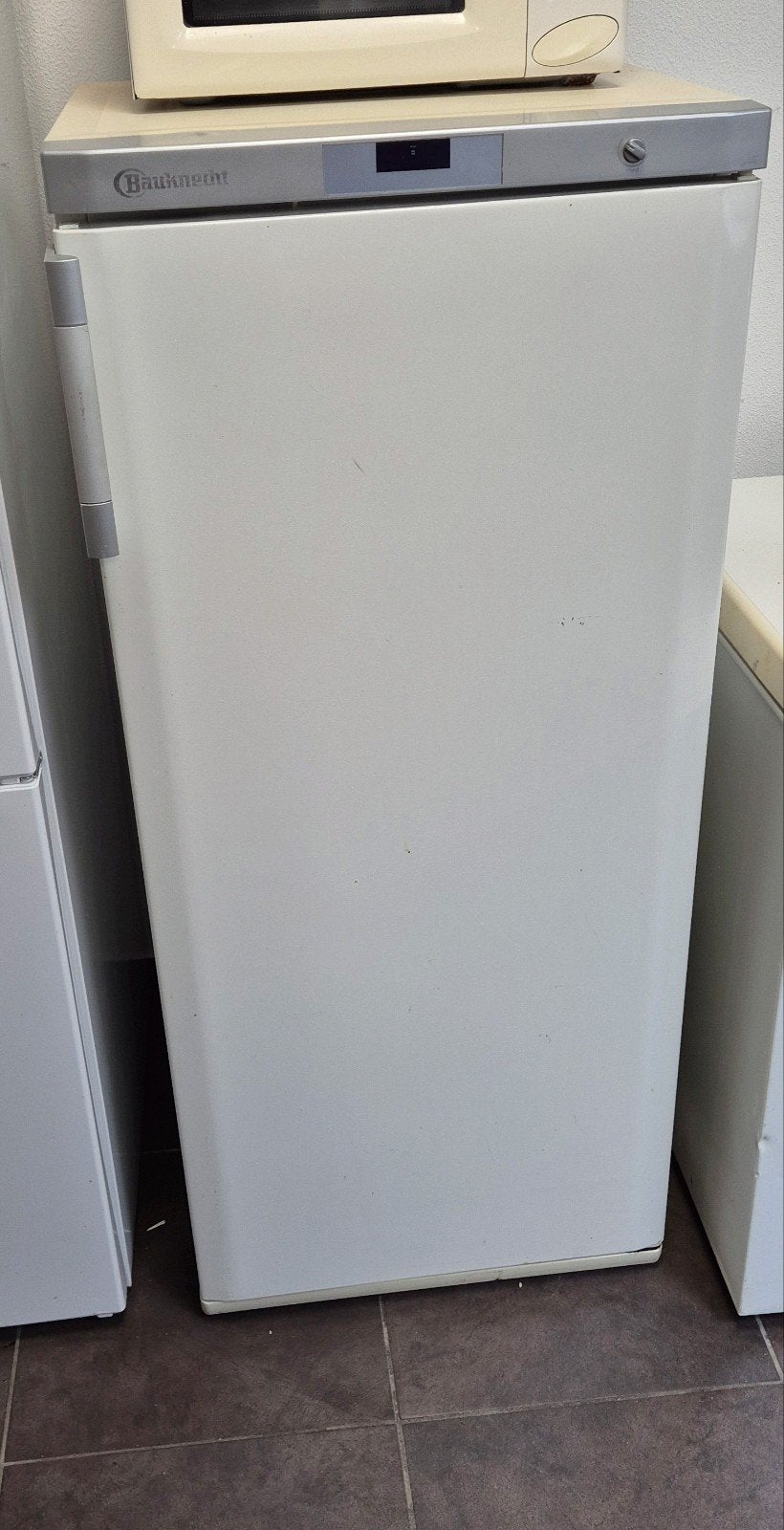 Gratis Koelkast Bauknecht, 100 tot 150 liter, 45 tot 60 cm, Ophalen, 85 tot 120 cm
