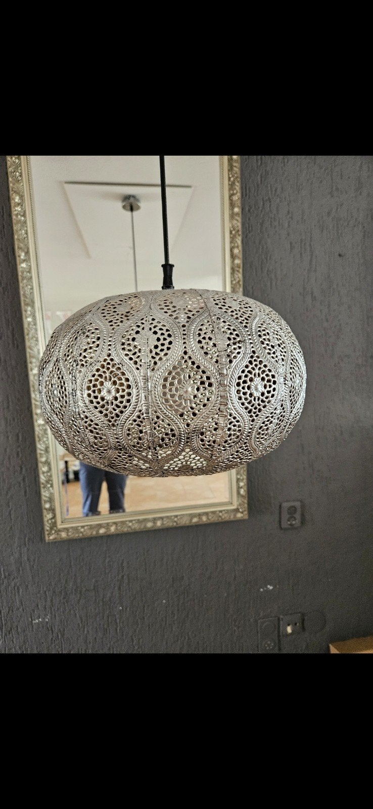Mooie metalen hanglampen twee stuks (Oosterse stijl), Huis en Inrichting, Lampen | Hanglampen, Ophalen