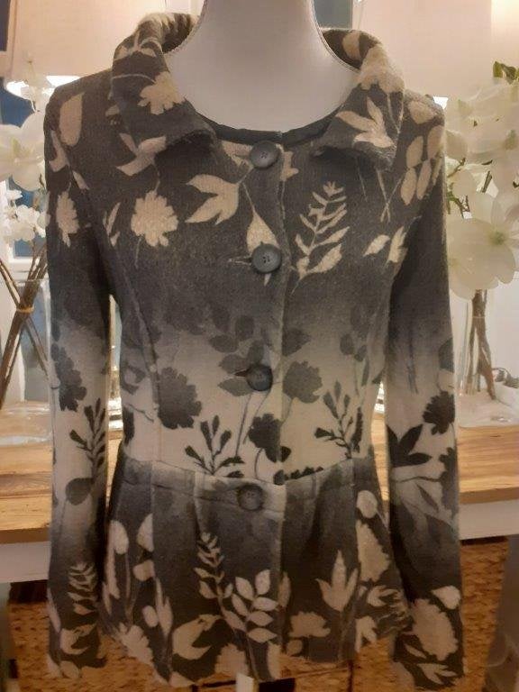 Schitterend vest-jasje Marc Cain, wol/alpaca, 38-40/M, ZGAN., Maat 38/40 (M), Verzenden, Beige, Zo goed als nieuw