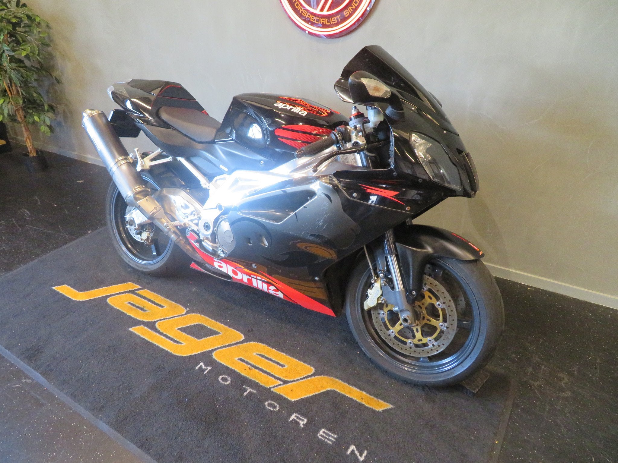 Aprilia RSV 1000 MILLE RACING (bj 2004), Motoren, Motoren | Aprilia, Bedrijf, Super Sport