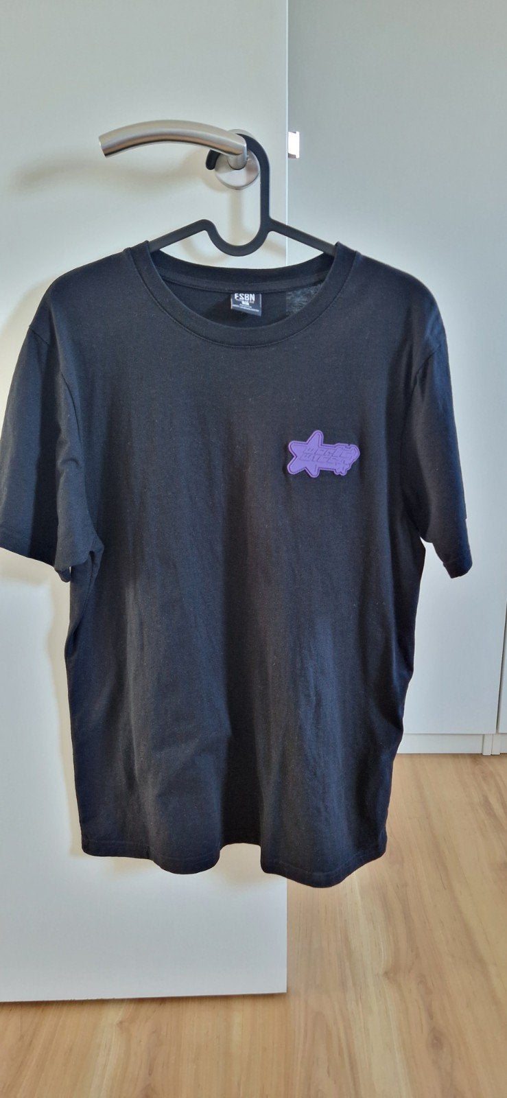 mt. S Zgan zwart FSBN shirt met tekst World Wide, Kleding | Heren, T-shirts, Zwart, Ophalen of Verzenden, Zo goed als nieuw, FSBN