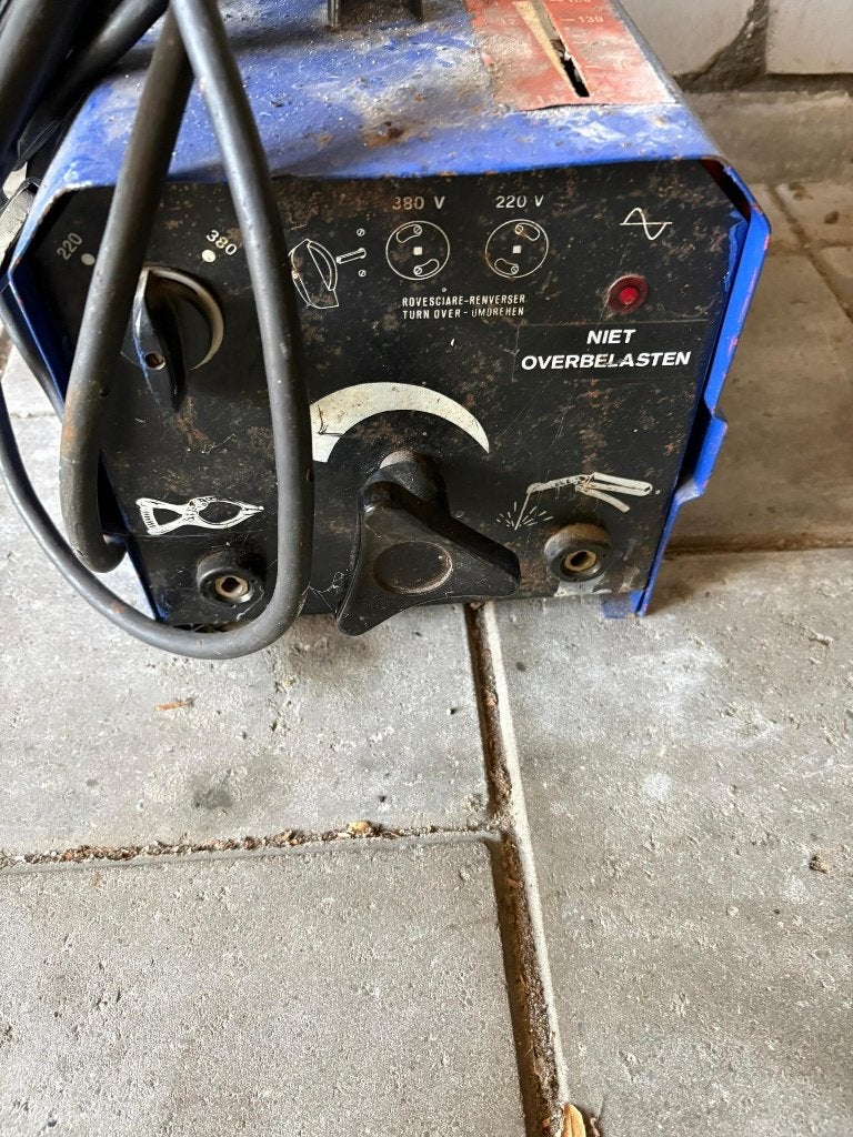 lasmachine  voor electrode  met 1 doos electrode's, Ophalen, Gebruikt, Minder dan 150 ampère, Overige typen