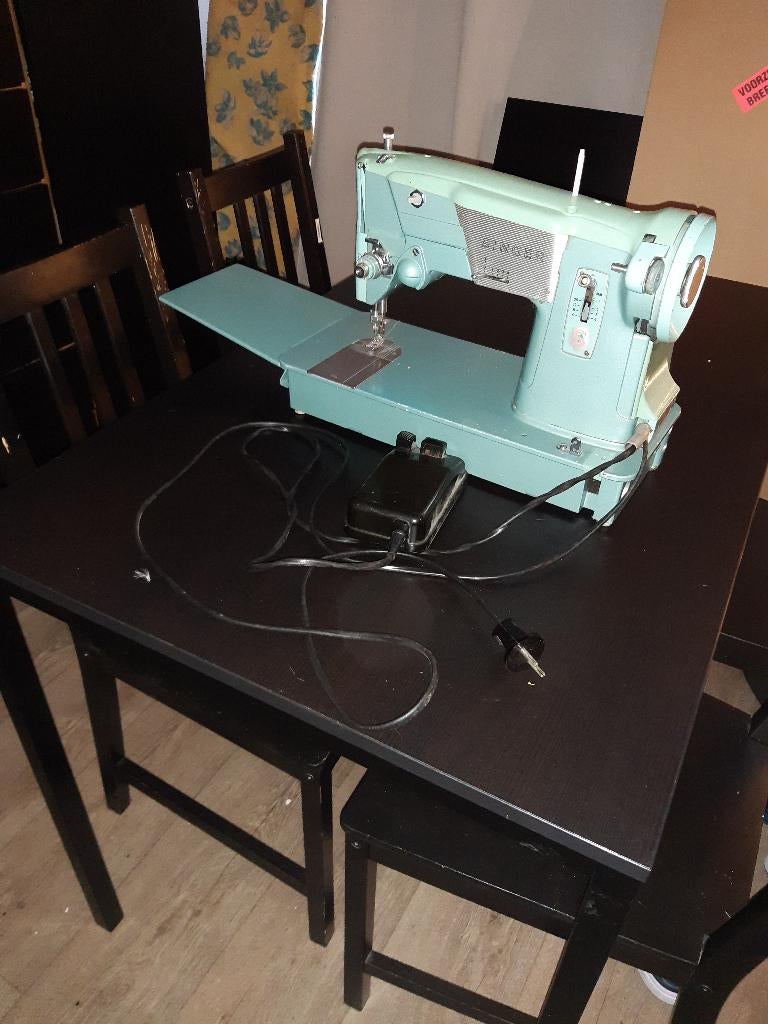 Vintage naaimachine, Ophalen