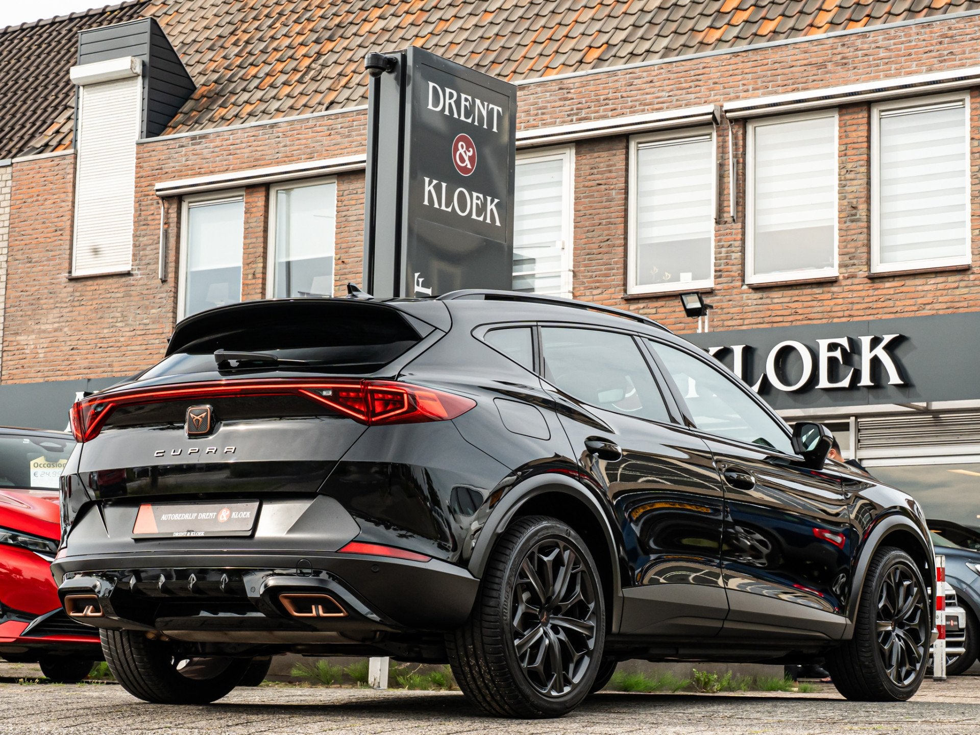 CUPRA Formentor 1.4 e-Hybrid VZ Tribe Edition PANO BEATS AUD, Auto's, Dealer onderhouden, Gebruikt, Euro 6, 4 cilinders