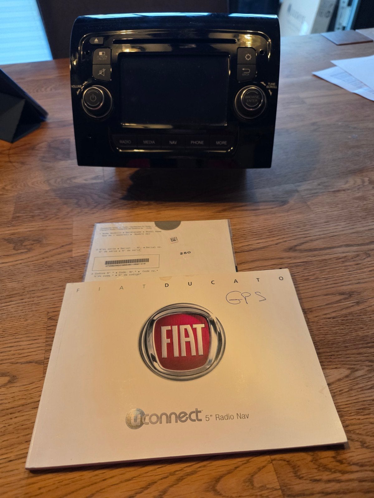 Fiat 250 VP2 ECE NAV Radio Navigatiesysteem Camper, Auto diversen, Ophalen, Gebruikt