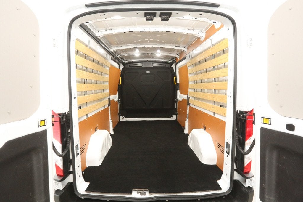 Ford Transit 2.0 TDCI L3H2 | Airco | Cruise | 3 Zits | 2xSch, Auto's, Bestelauto's, Voorwielaandrijving, Euro 6, 4 cilinders, 2450 kg