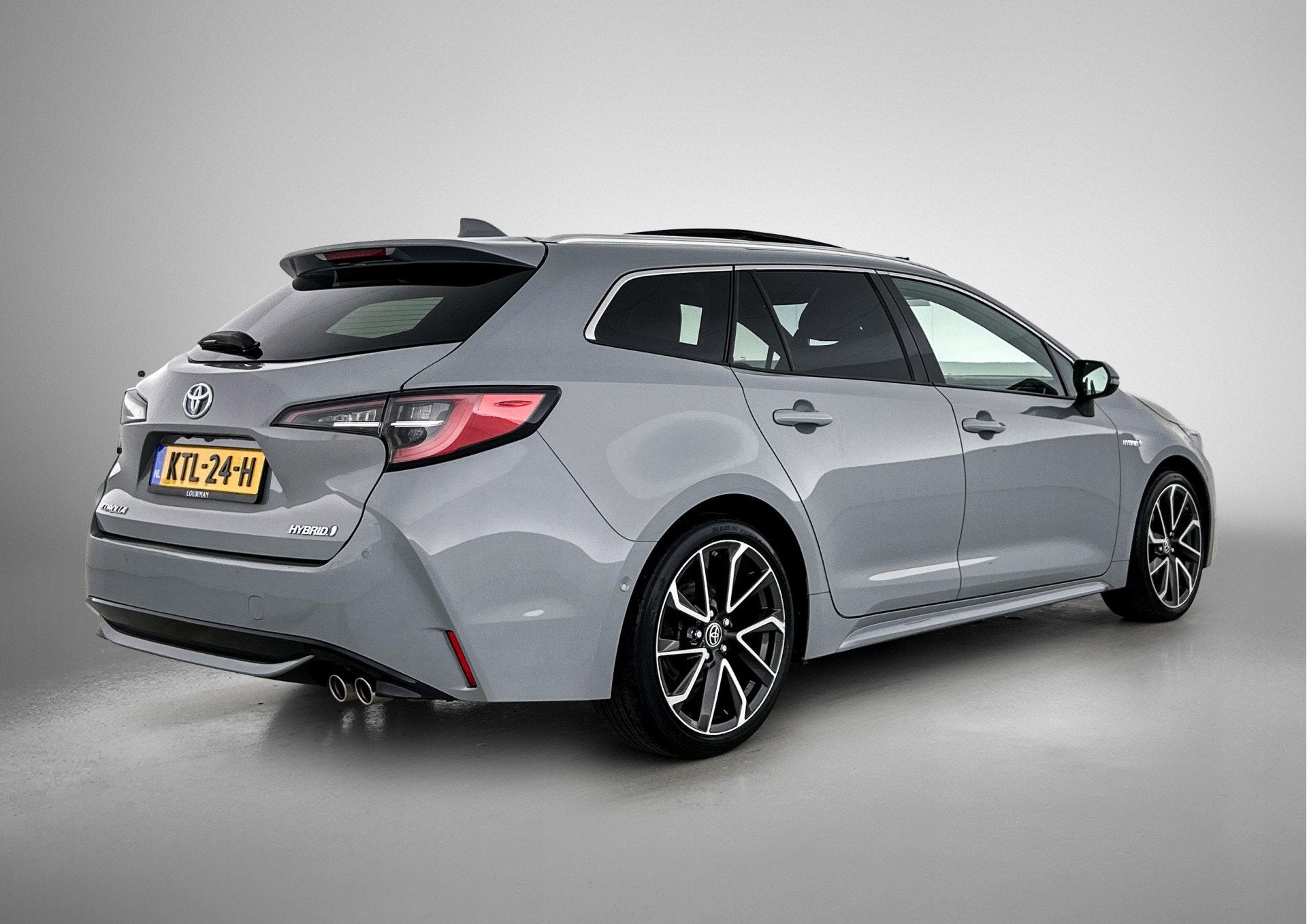 Toyota Corolla Touring Sports 2.0 Hybrid Executive JBL | Pan, Gebruikt, 4 cilinders, Corolla, 26 km/l