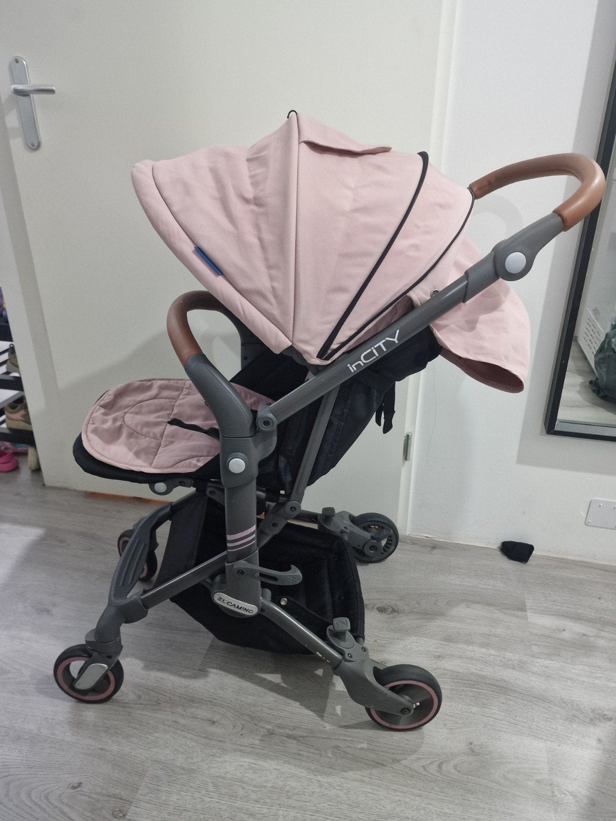 Roze InCity kinderwagen - Gebruikt, Ophalen of Verzenden, Gebruikt, Overige merken
