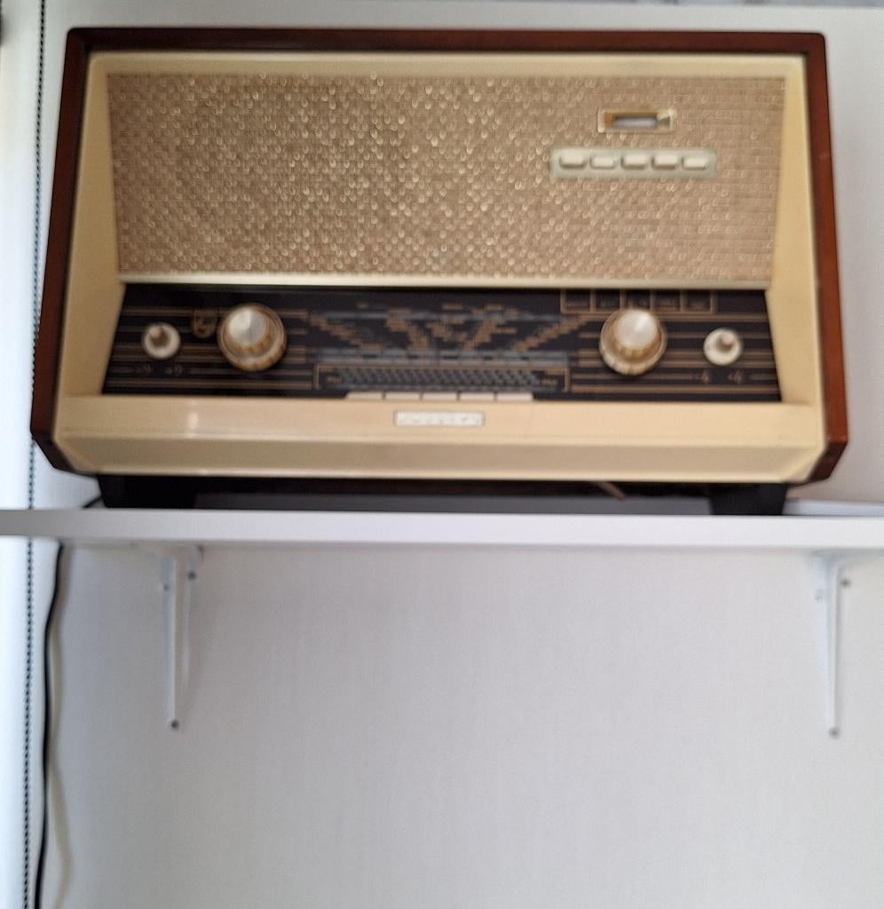 radio merk phillips, Ophalen, Gebruikt